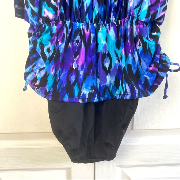 Patterned One Piece Swimsuit - Picture 7 of 16